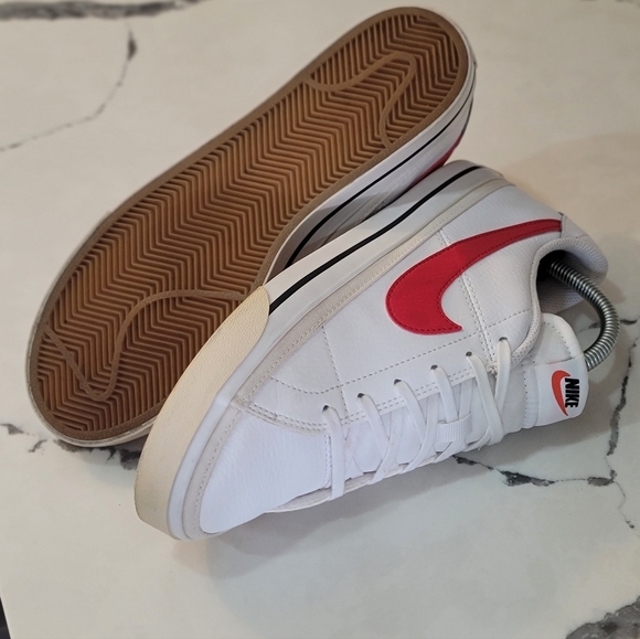 Nike Court Legacy Low "white/university red" Gently Worn, Great Cond. Wmns 7 - Picture 4 of 10